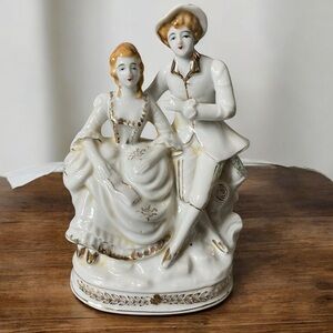 Vintage Victorian Porcelain Couple
Cream and Gold Figurine
Collectible Statue